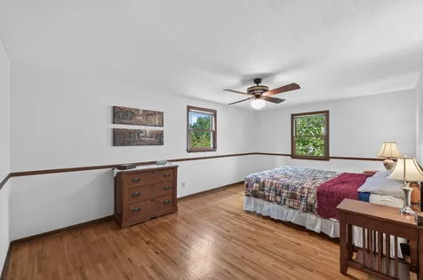 2818 1st Street N North Saint Paul MN 55109