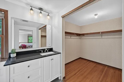 2818 1st Street N North Saint Paul MN 55109