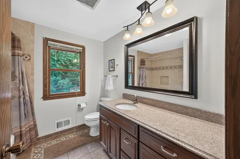 2818 1st Street N North Saint Paul MN 55109