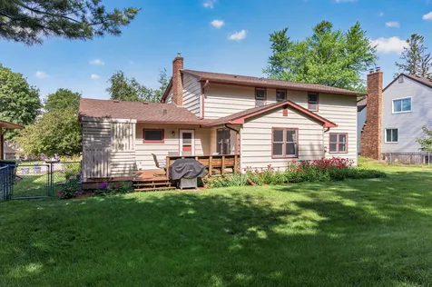 2818 1st Street N North Saint Paul MN 55109