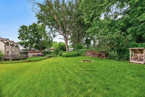 2818 1st Street N North Saint Paul MN 55109