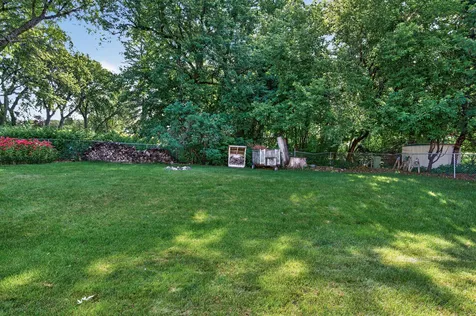 2818 1st Street N North Saint Paul MN 55109