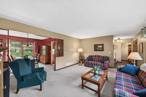 2818 1st Street N North Saint Paul MN 55109