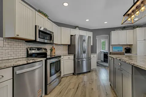 16807 206th Circle Hutchinson MN 55350