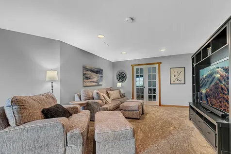 16807 206th Circle Hutchinson MN 55350