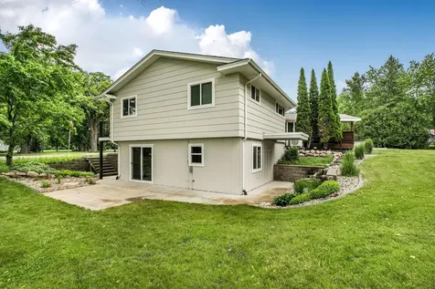 16807 206th Circle Hutchinson MN 55350
