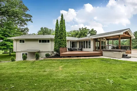 16807 206th Circle Hutchinson MN 55350