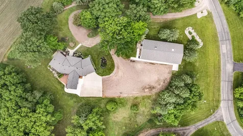 16807 206th Circle Hutchinson MN 55350