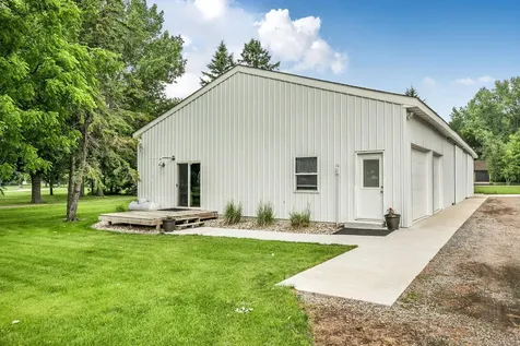 16807 206th Circle Hutchinson MN 55350
