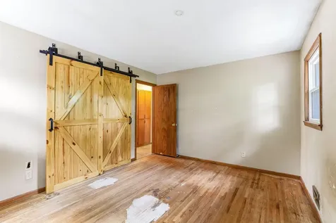 687 Dover Street NE Fridley MN 55432