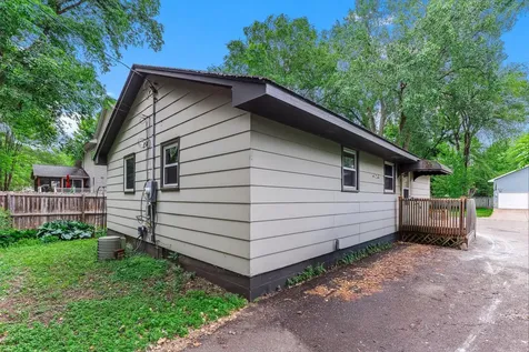 687 Dover Street NE Fridley MN 55432