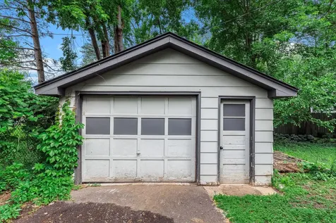 687 Dover Street NE Fridley MN 55432