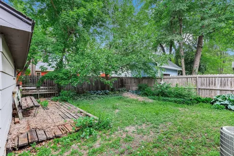 687 Dover Street NE Fridley MN 55432