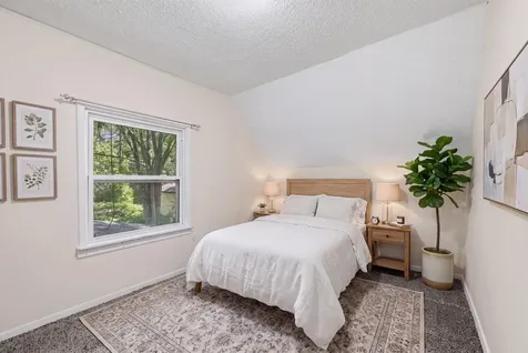1331 4th Street E Saint Paul MN 55106