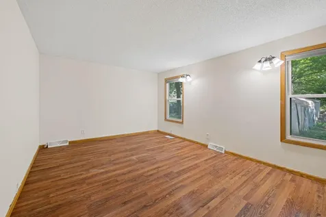 1331 4th Street E Saint Paul MN 55106