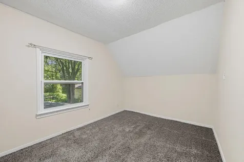 1331 4th Street E Saint Paul MN 55106