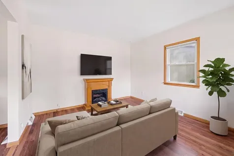 1331 4th Street E Saint Paul MN 55106