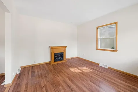 1331 4th Street E Saint Paul MN 55106