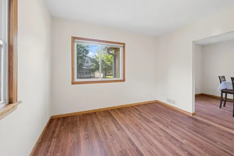 1331 4th Street E Saint Paul MN 55106