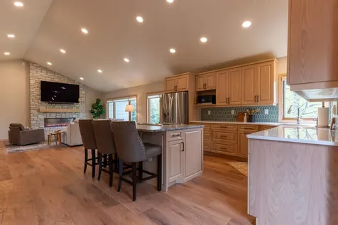 2541 S 26th Avenue S Fargo ND 58103