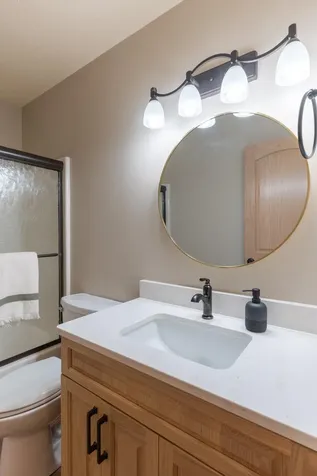 2541 S 26th Avenue S Fargo ND 58103