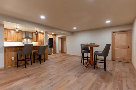 2541 S 26th Avenue S Fargo ND 58103
