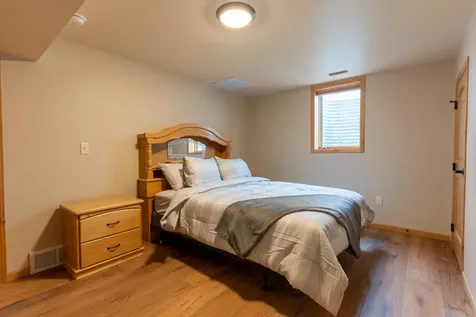 2541 S 26th Avenue S Fargo ND 58103