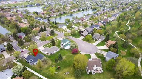 2541 S 26th Avenue S Fargo ND 58103