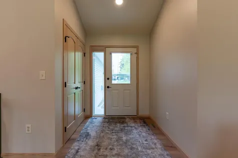 2541 S 26th Avenue S Fargo ND 58103