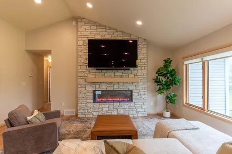 2541 S 26th Avenue S Fargo ND 58103