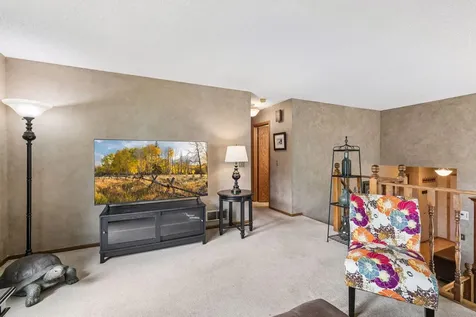 11701 Mirada Court Burnsville MN 55337