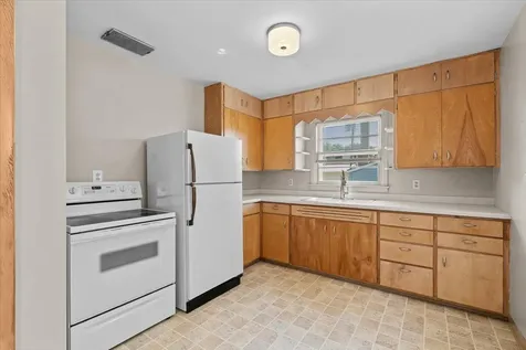 606 7th Street N Wahpeton ND 58075