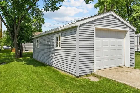 606 7th Street N Wahpeton ND 58075