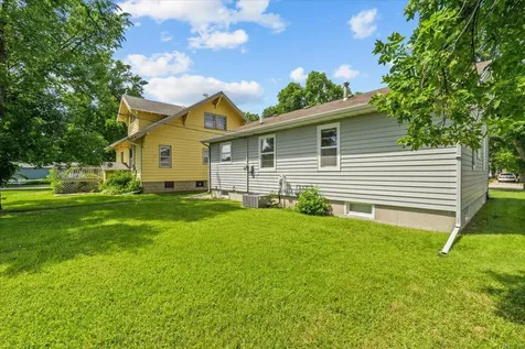 606 7th Street N Wahpeton ND 58075