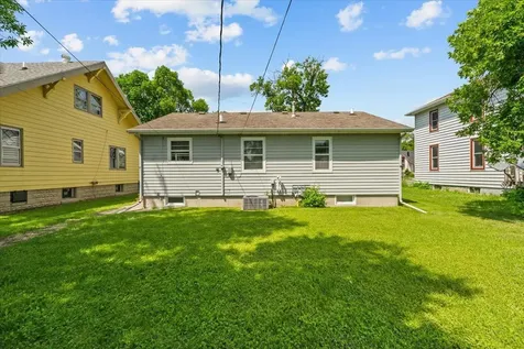 606 7th Street N Wahpeton ND 58075