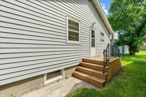 606 7th Street N Wahpeton ND 58075