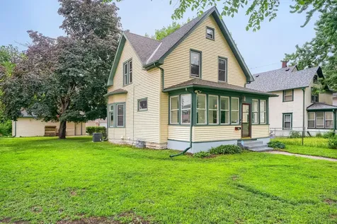 1654 Concordia Avenue Saint Paul MN 55104