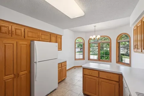 4134 Thornhill Lane Vadnais Heights MN 55127