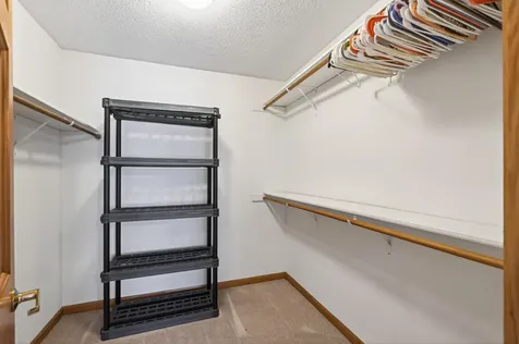 4134 Thornhill Lane Vadnais Heights MN 55127