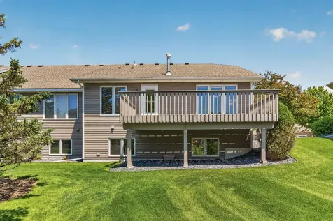 4134 Thornhill Lane Vadnais Heights MN 55127