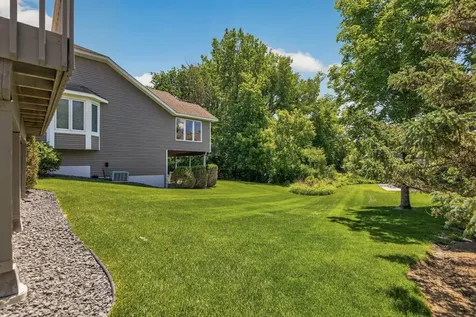 4134 Thornhill Lane Vadnais Heights MN 55127