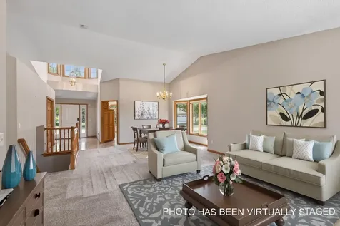 4134 Thornhill Lane Vadnais Heights MN 55127