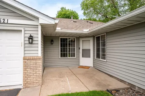 8521 Telford Lane Brooklyn Park MN 55443