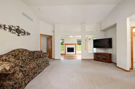 8521 Telford Lane Brooklyn Park MN 55443