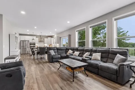 12919 Amiens Circle Rosemount MN 55068