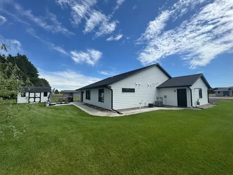 14910 Weston Circle Little Falls MN 56345