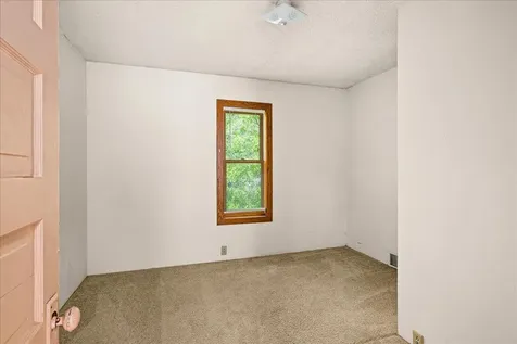 720 N 23rd Avenue W Duluth MN 55806