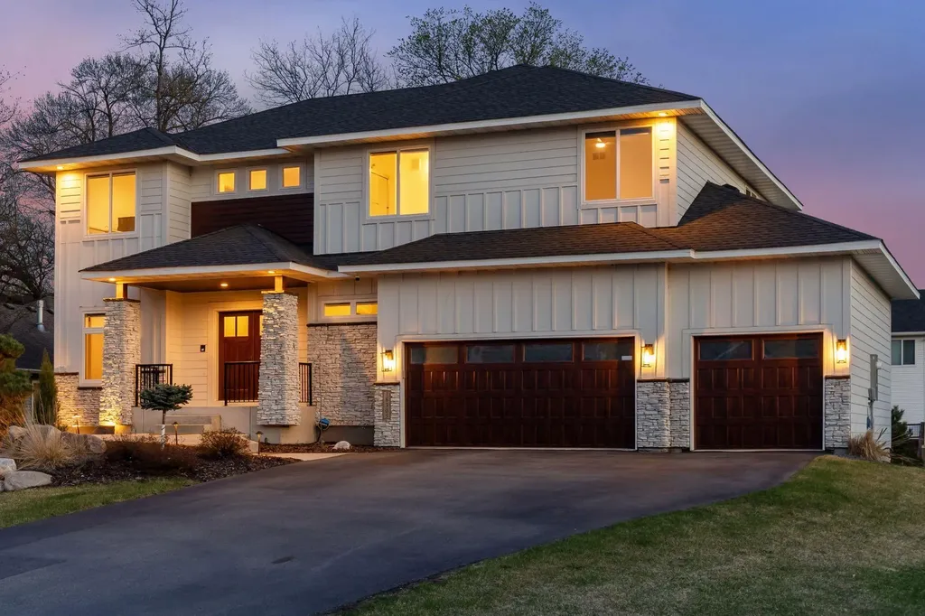 18305 Dove Court Eden Prairie MN 55347