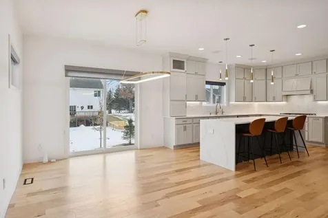 18305 Dove Court Eden Prairie MN 55347