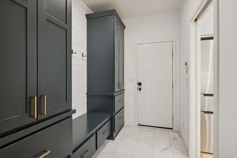 18305 Dove Court Eden Prairie MN 55347